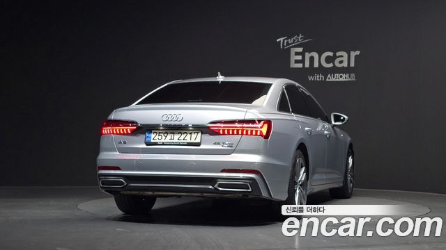 Audi A6 45 TFSI Quattro Premium