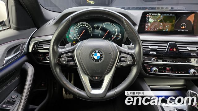 BMW 5-Series 530i xDrive M Sport Package