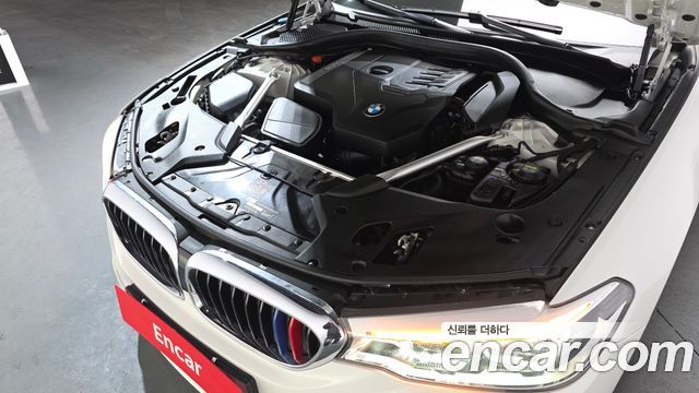 BMW 5-Series 520i M Sport