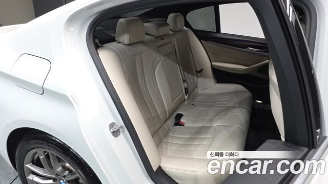 BMW 5-Series 520i M Sport