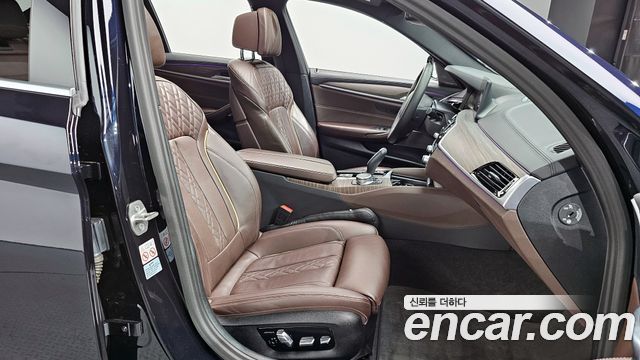 BMW 5-Series 520i M Sport