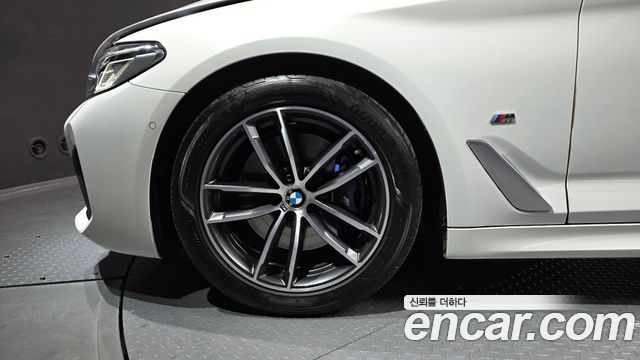 BMW 5-Series 520i M Sport