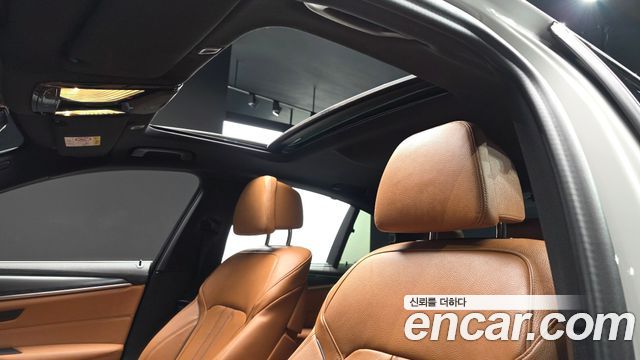 BMW 5-Series 520i M Sport