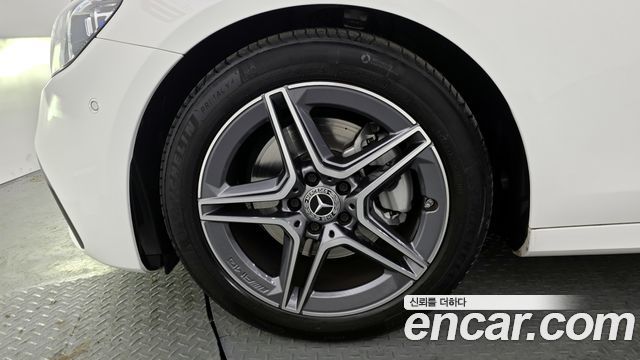 Mercedes-Benz E-Class E250 AMG Line