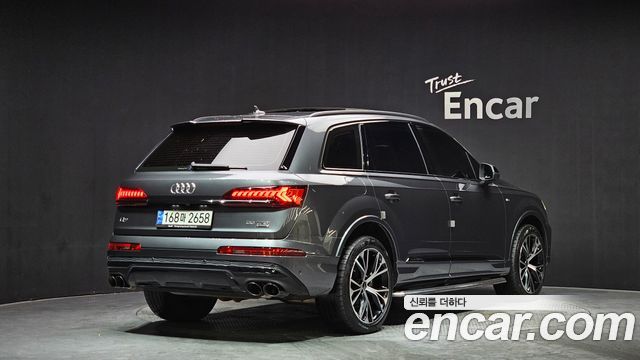 Audi Q7 55 TFSI Quattro Premium