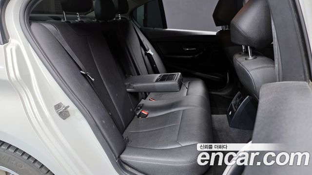 BMW 3-Series 320d