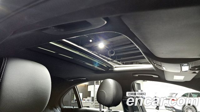 Mercedes-Benz C-Class C200 AMG Line