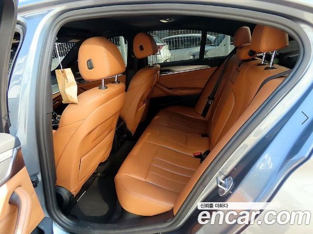 BMW 5-Series 520d xDrive M Sport Package