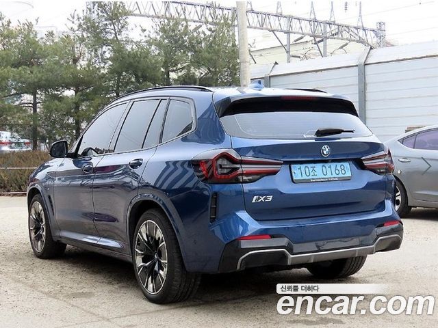 BMW iX3 M Sports