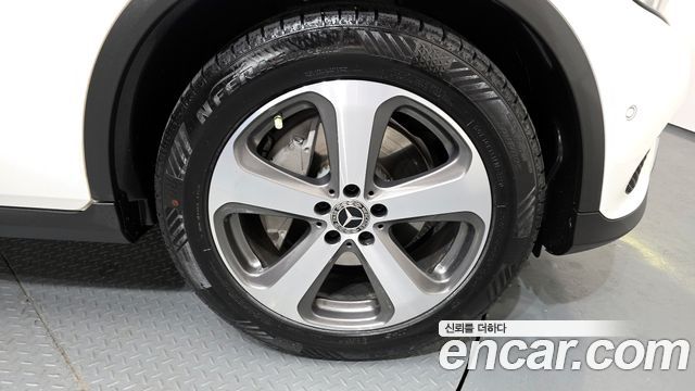 Mercedes-Benz GLC-Class GCL300 4MATIC Coupe