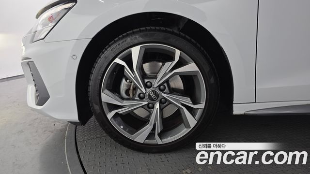 Audi A3 40 TFSI Premium