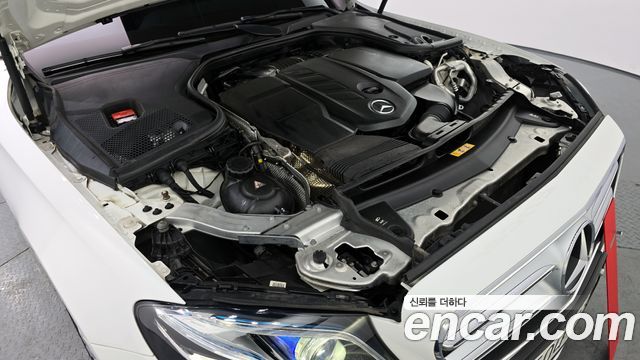 Mercedes-Benz E-Class E220d Avantgarde