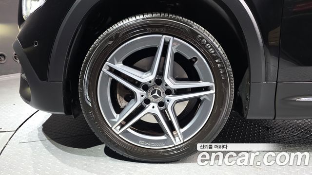 Mercedes-Benz GLB-Class GLB250 4MATIC