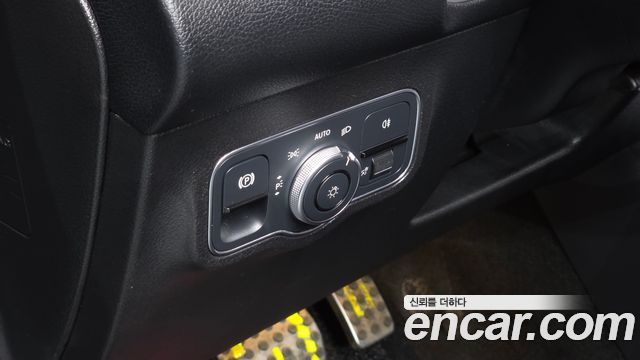 Mercedes-Benz GLB-Class GLB250 4MATIC