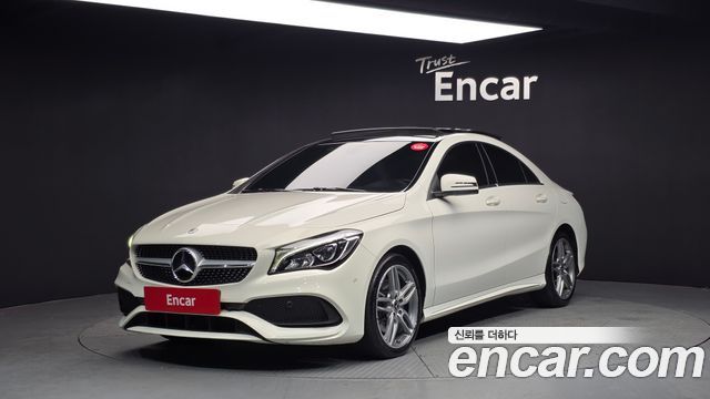 Mercedes-Benz CLA-Class CLA220 AMG Line