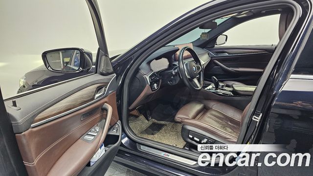 BMW 5-Series 530e M Sport