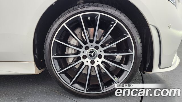 Mercedes-Benz CLS-Class CLS450 4MATIC AMG Line