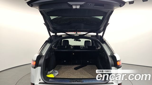 Land Rover Range Rover Velar 2.0 D240 R-Dynamic SE