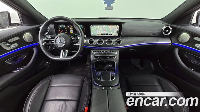 Mercedes-Benz E-Class E220d 4MATIC AMG Line