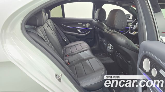 Mercedes-Benz E-Class E220d 4MATIC AMG Line