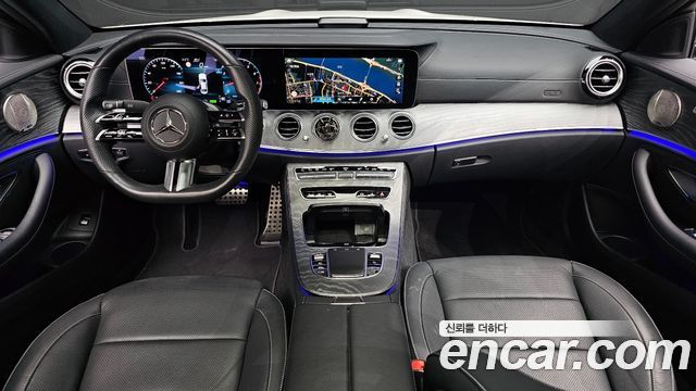 Mercedes-Benz E-Class E350 4MATIC AMG Line