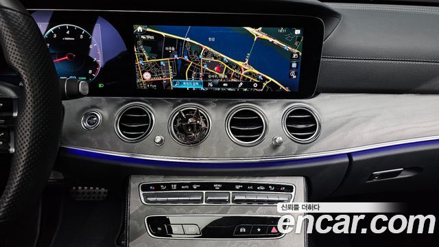 Mercedes-Benz E-Class E350 4MATIC AMG Line