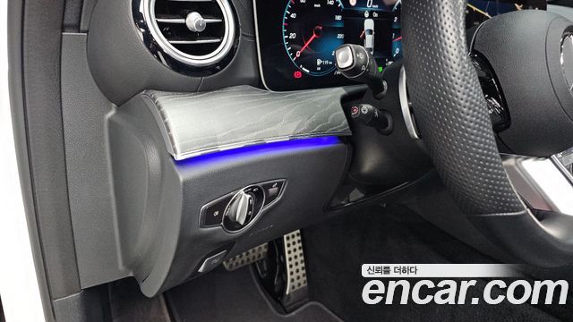 Mercedes-Benz E-Class E350 4MATIC AMG Line