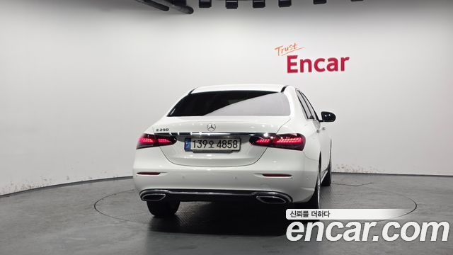 Mercedes-Benz E-Class E250 Exclusive