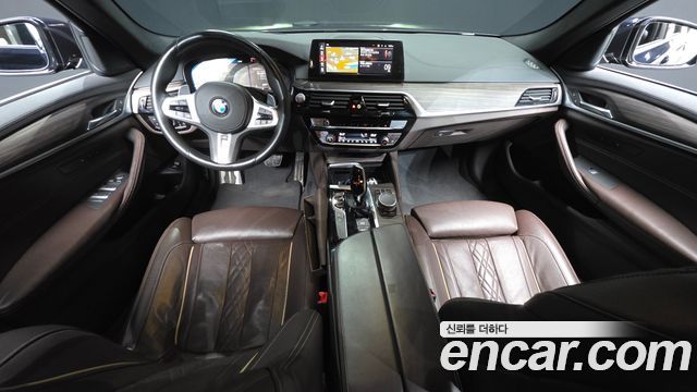 BMW 5-Series 520d M Sport Package Plus