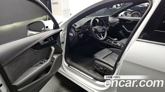 Audi A4 45 TFSI Quattro Premium