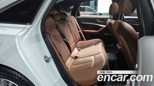 Audi A6 45 TFSI Premium