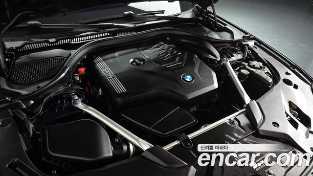 BMW 5-Series 520i Luxury