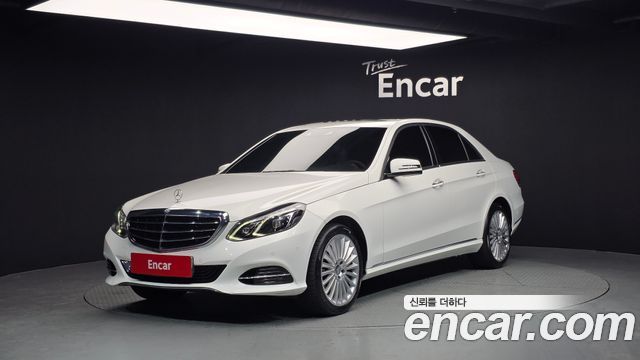 Mercedes-Benz E-Class E300 Elegance