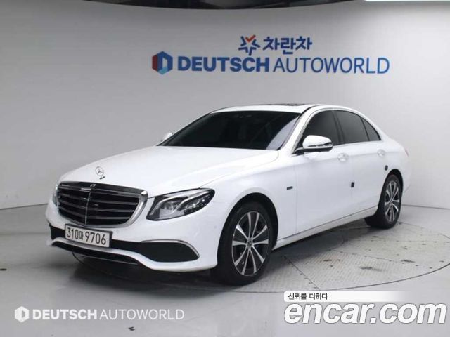 Mercedes-Benz E-Class E300e 4MATIC Exclusive