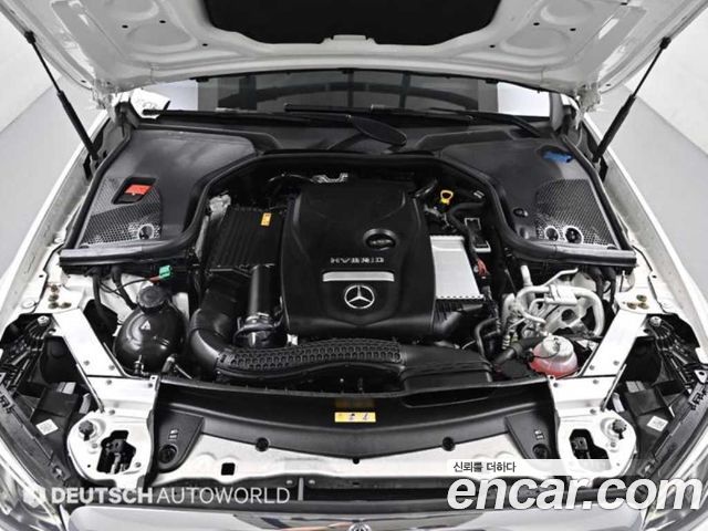Mercedes-Benz E-Class E300e 4MATIC Exclusive