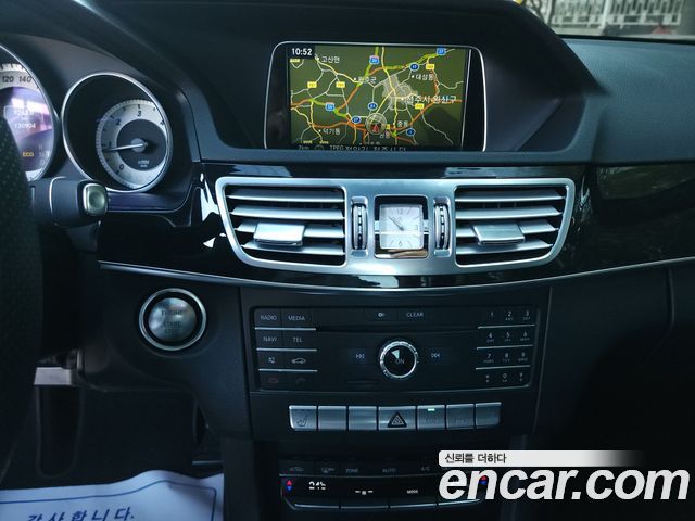Mercedes-Benz E-Class E250 BlueTec 4MATIC AV