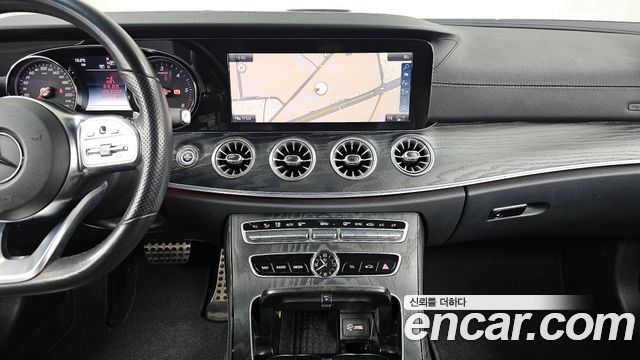 Mercedes-Benz E-Class E220d Coupe
