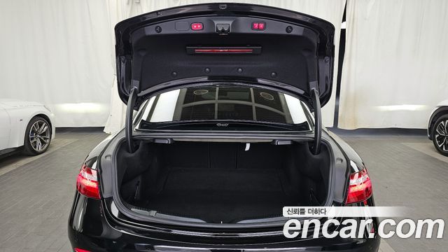 Mercedes-Benz E-Class E220d Coupe