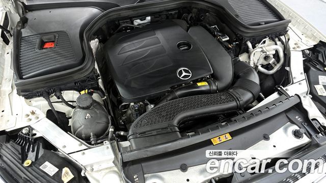 Mercedes-Benz GLC-Class GCL300 4MATIC Coupe