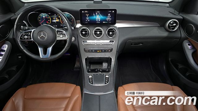 Mercedes-Benz GLC-Class GCL300 4MATIC Coupe