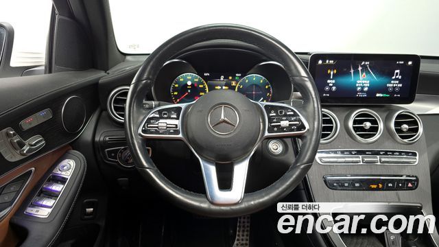 Mercedes-Benz GLC-Class GCL300 4MATIC Coupe
