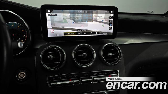 Mercedes-Benz GLC-Class GCL300 4MATIC Coupe