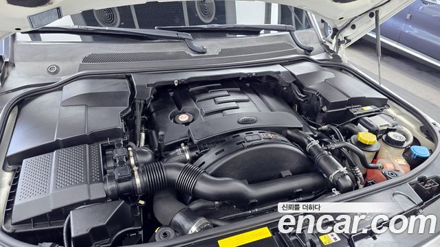 Land Rover Discovery 3.0 SDV6 HSE