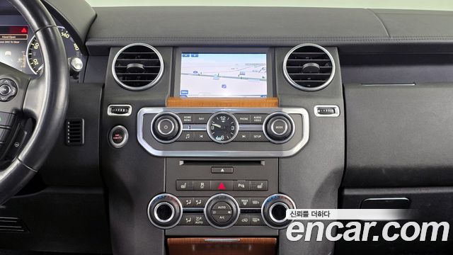 Land Rover Discovery 3.0 SDV6 HSE