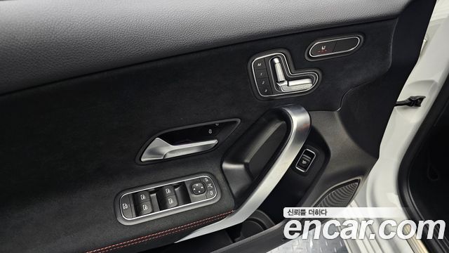 Mercedes-Benz A-Class AMG A35 4MATIC Sedan