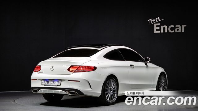 Mercedes-Benz C-Class C200 Coupe