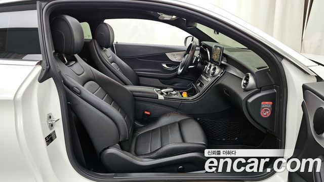 Mercedes-Benz C-Class C200 Coupe
