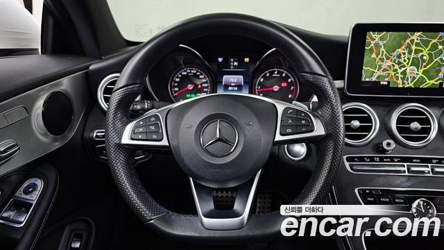 Mercedes-Benz C-Class C200 Coupe