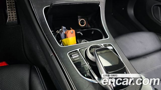 Mercedes-Benz C-Class C200 Coupe