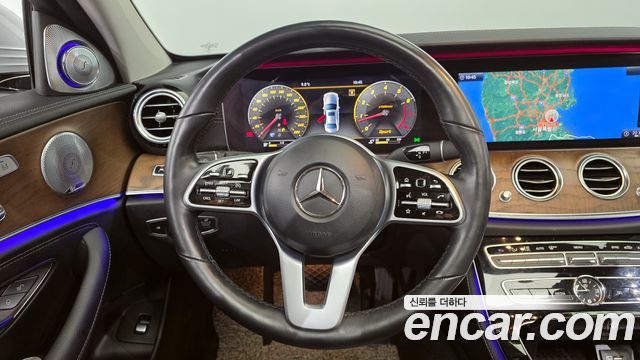 Mercedes-Benz E-Class E300 Exclusive